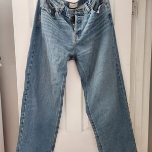 Universal Thread Light Blue Denim Jeans